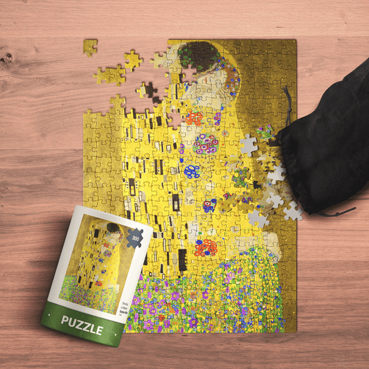 The Kiss - 300 Piece Puzzle