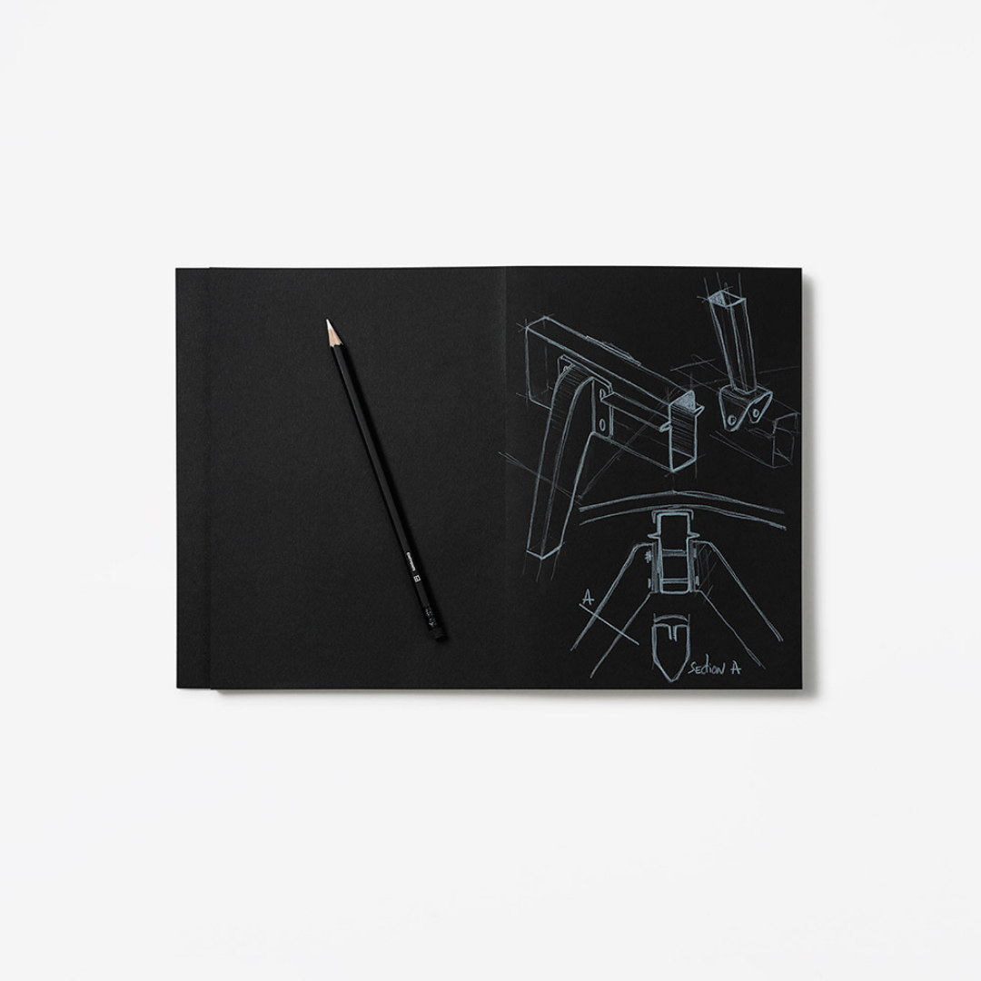 ARCHIBLACK - black sketchbook + white pencil