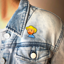 Broche - Autoportrait au chapeau de paille
